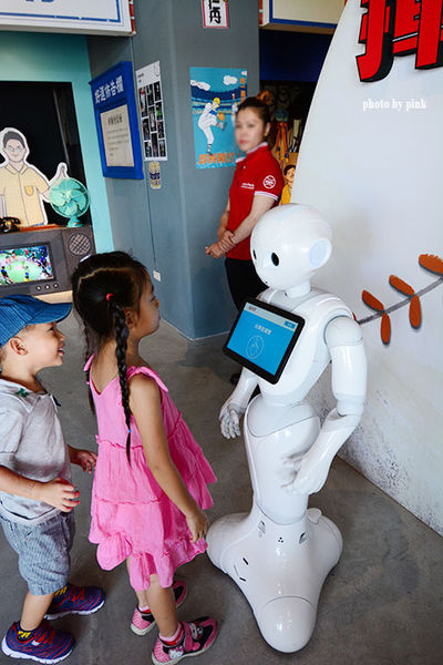 【台中新景點】棒球故事館/洲際棒球文創園區。親子同遊好去處,小型棒球場賽事直播超好玩!