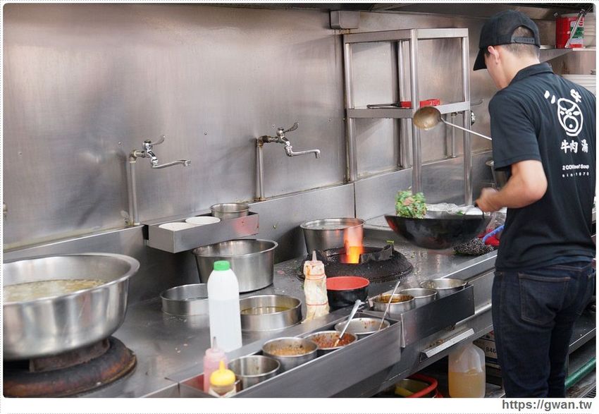 現沖溫體牛加量不加價，滿滿肉片居然只要100元！！