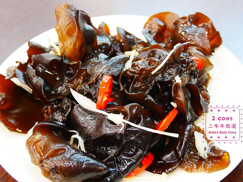 【台南美食】安平牛肉湯又一新發現 ▸二牛牛肉湯◂ 台南在地人吃的牛肉湯‖全透明恆溫分解室，新鮮看得見！