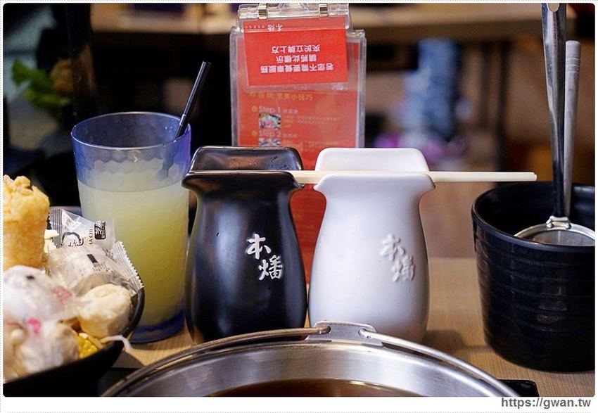 火鍋吃到飽只要389，肉品、蔬菜、火鍋料、飯、冷熱飲無限享用，桌面滿到擺不下！！