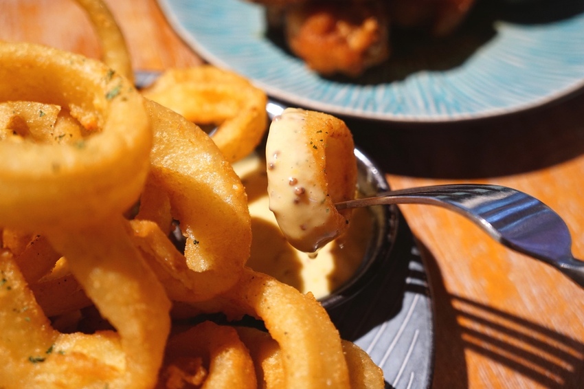 家鄉哄妹洋蔥圈