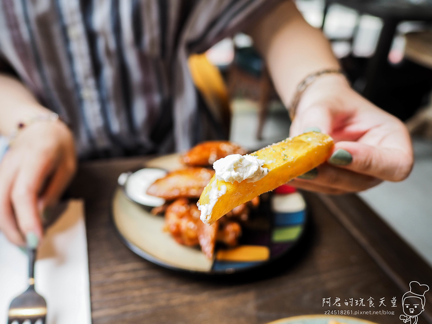 【台北】Gumgum Beer & Wings 雞翅啤酒吧|連妹子都忍不住吮指的加勒比海燒烤雞翅|捷運101站美食