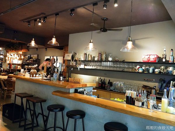 Gumgum Beer %26; Wings 雞翅啤酒吧2.jpg