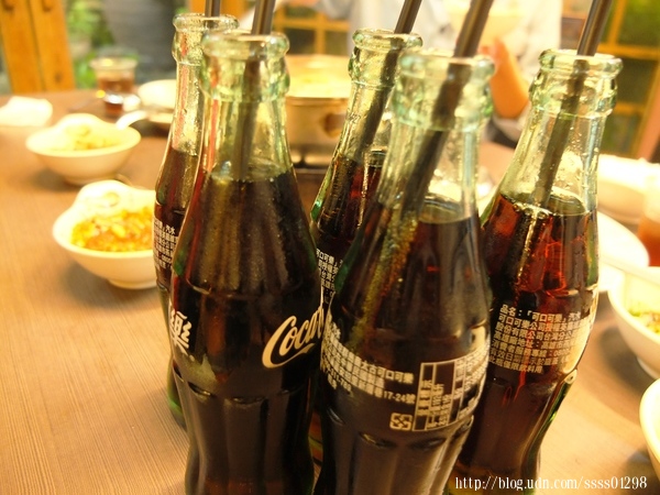 御品苑：【美食特搜。屏東市】御品苑鍋物。火鍋控來嚐鮮！170元共享鴛鴦鍋 食材新鮮 平價CP值高 家庭聚餐推薦！