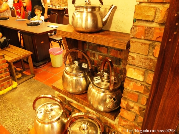 御品苑：【美食特搜。屏東市】御品苑鍋物。火鍋控來嚐鮮！170元共享鴛鴦鍋 食材新鮮 平價CP值高 家庭聚餐推薦！