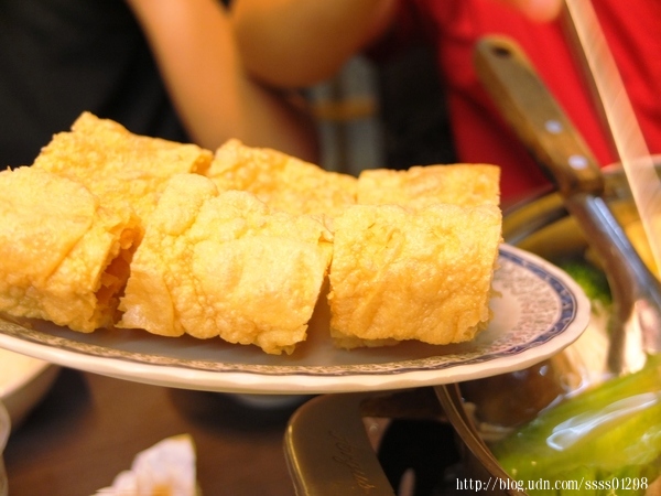 御品苑：【美食特搜。屏東市】御品苑鍋物。火鍋控來嚐鮮！170元共享鴛鴦鍋 食材新鮮 平價CP值高 家庭聚餐推薦！