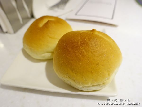 MeetUp Cafe:Meetup Cafe 無壓悠閒氣氛 大口啖美式漢堡 紐約客牛排10oz給您大大滿足!捷運大安站