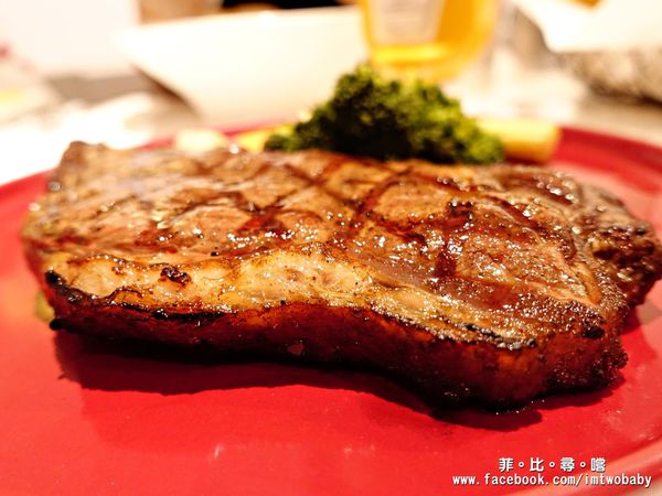 MeetUp Cafe:Meetup Cafe 無壓悠閒氣氛 大口啖美式漢堡 紐約客牛排10oz給您大大滿足!捷運大安站