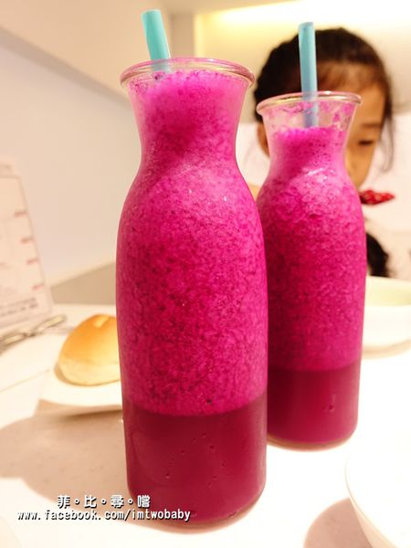 MeetUp Cafe:Meetup Cafe 無壓悠閒氣氛 大口啖美式漢堡 紐約客牛排10oz給您大大滿足!捷運大安站