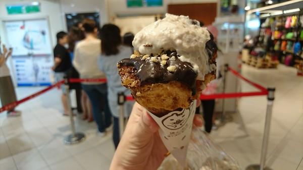 猜心泡芙:高雄漢神巨蛋~猜心泡芙~快閃櫃~獨家限量手工甜筒泡芙~濃郁的好滋味~ 猜心泡芙:高雄漢神巨蛋~猜心泡芙~快閃櫃~獨家限量手工甜筒泡芙~濃郁的好滋味~