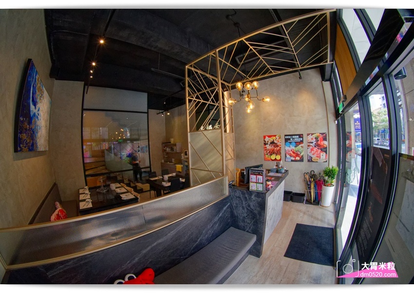 台北大直超猛海鮮火鍋！天鍋宴大直店3.0,招牌活體波士頓龍蝦有夠青,自助吧含汽水,甜點,卡比索冰淇淋吃到飽, - 大胃米粒 DAVID & MILLY