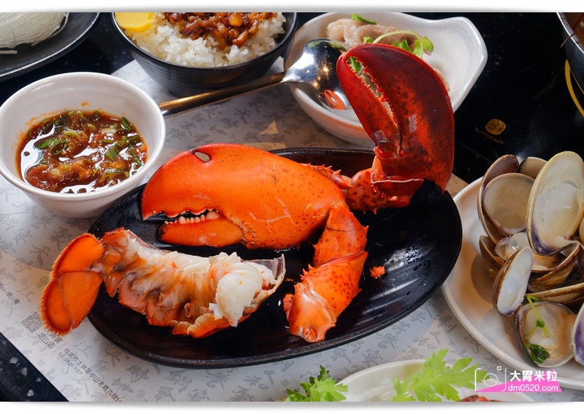 台北大直超猛海鮮火鍋！天鍋宴大直店3.0,招牌活體波士頓龍蝦有夠青,自助吧含汽水,甜點,卡比索冰淇淋吃到飽, - 大胃米粒 DAVID & MILLY