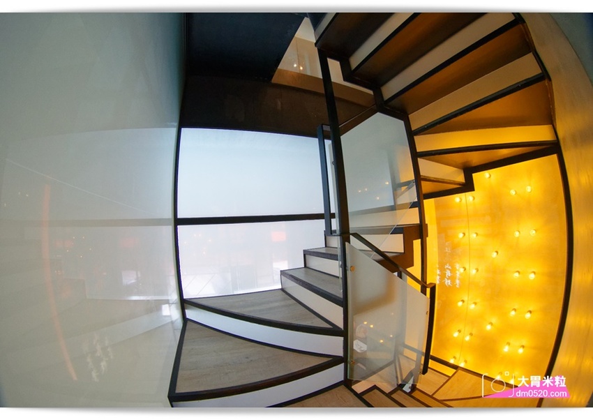 台北大直超猛海鮮火鍋！天鍋宴大直店3.0,招牌活體波士頓龍蝦有夠青,自助吧含汽水,甜點,卡比索冰淇淋吃到飽, - 大胃米粒 DAVID & MILLY