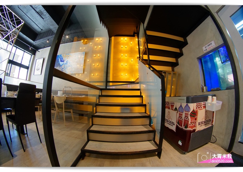 台北大直超猛海鮮火鍋！天鍋宴大直店3.0,招牌活體波士頓龍蝦有夠青,自助吧含汽水,甜點,卡比索冰淇淋吃到飽, - 大胃米粒 DAVID & MILLY