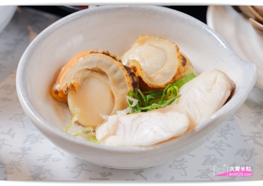 台北大直超猛海鮮火鍋！天鍋宴大直店3.0,招牌活體波士頓龍蝦有夠青,自助吧含汽水,甜點,卡比索冰淇淋吃到飽, - 大胃米粒 DAVID & MILLY