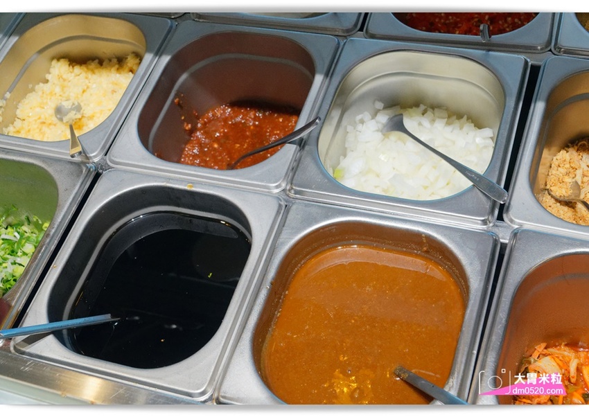 台北大直超猛海鮮火鍋！天鍋宴大直店3.0,招牌活體波士頓龍蝦有夠青,自助吧含汽水,甜點,卡比索冰淇淋吃到飽, - 大胃米粒 DAVID & MILLY