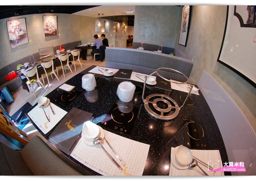 台北大直超猛海鮮火鍋！天鍋宴大直店3.0,招牌活體波士頓龍蝦有夠青,自助吧含汽水,甜點,卡比索冰淇淋吃到飽, - 大胃米粒 DAVID & MILLY