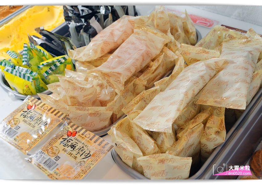 台北大直超猛海鮮火鍋！天鍋宴大直店3.0,招牌活體波士頓龍蝦有夠青,自助吧含汽水,甜點,卡比索冰淇淋吃到飽, - 大胃米粒 DAVID & MILLY