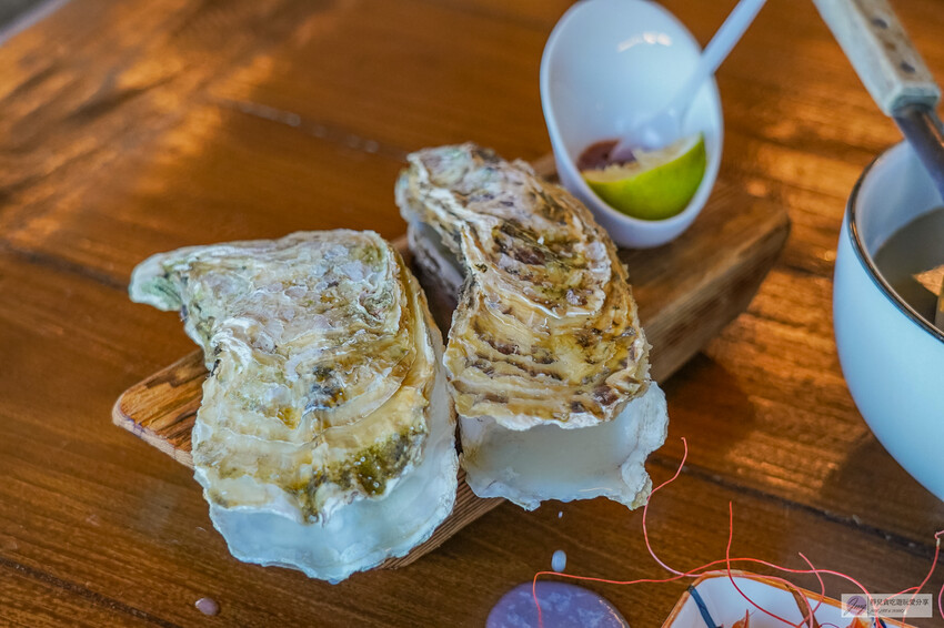 花蓮必訪的10分之1海鮮燒烤,品嚐半山腰上的新鮮漁獲。