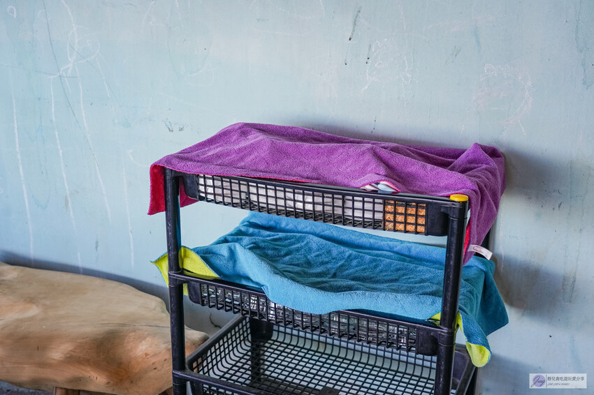 花蓮必訪的10分之1海鮮燒烤,品嚐半山腰上的新鮮漁獲。