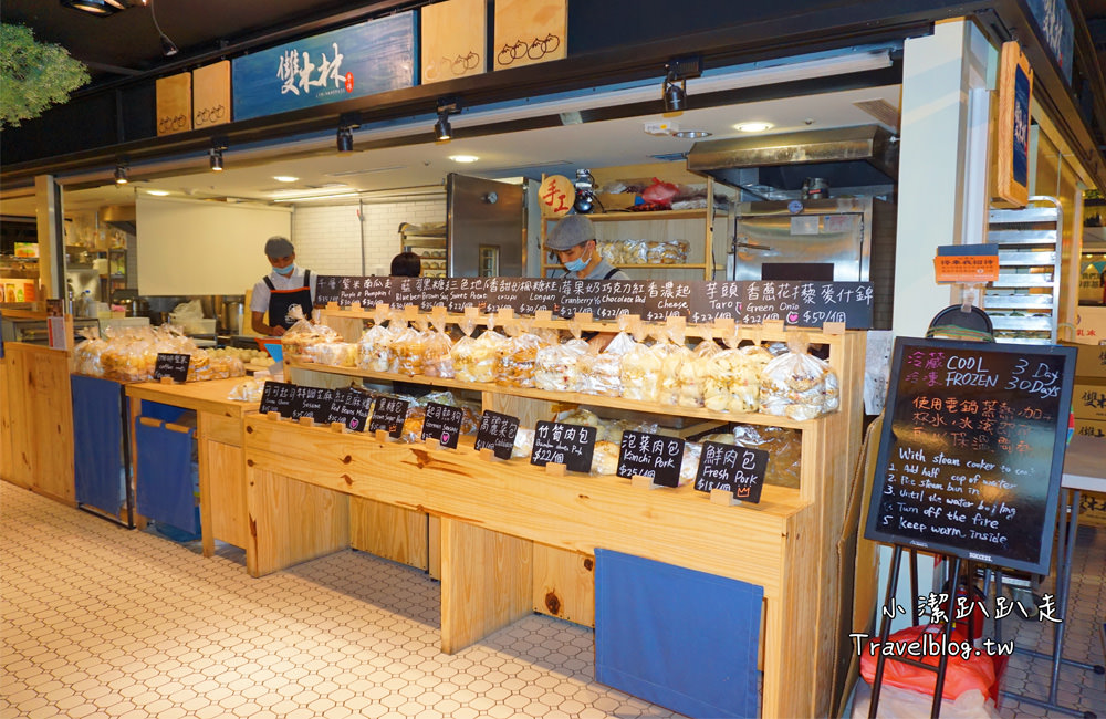 台中美食》第六市場 第一家百貨公司裡菜市場,食尚玩家推薦美食!吹冷氣逛市場菜,購物停車不用錢(金典 綠園道3樓) - 小潔趴趴走旅遊札記