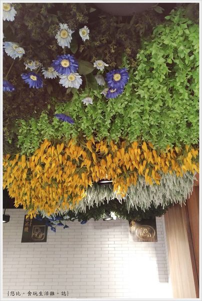 第六市場-7-天花板.jpg 第六市場-7-天花板.jpg