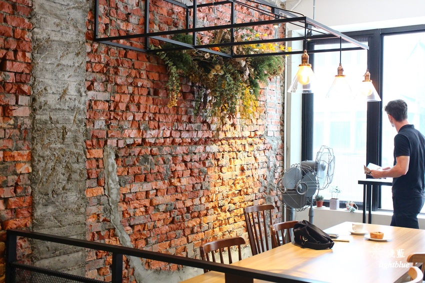 [ 台北車站/北門站/西門站美食 ] 淺藍 × Heritage Bakery & Cafe～必點招牌紅心芭樂蛋糕，免費wifi插座不限時