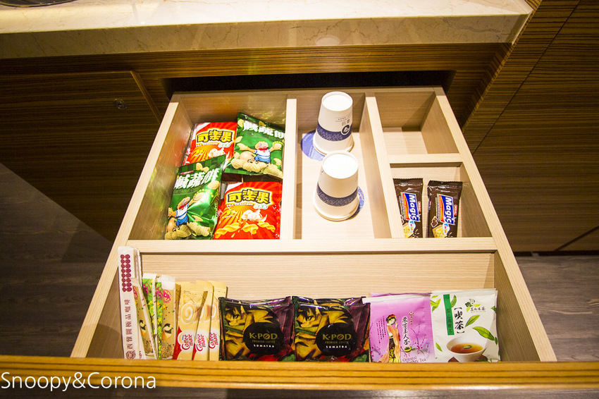 【台中住宿】台中親子住宿｜雲河概念旅館～泳池、KTV、按摩浴缸、沙坑，貼心提供宵夜吃到飽