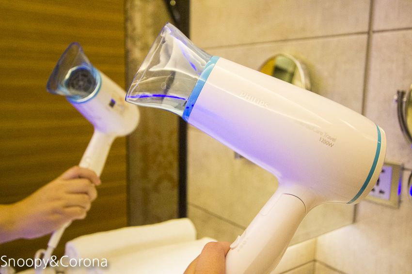 【台中住宿】台中親子住宿｜雲河概念旅館～泳池、KTV、按摩浴缸、沙坑，貼心提供宵夜吃到飽