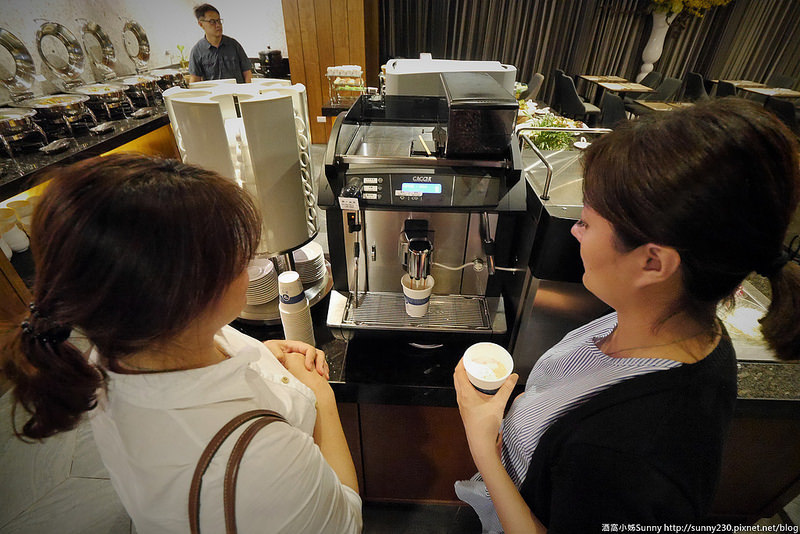 台中住宿推薦｜雲河概念旅館