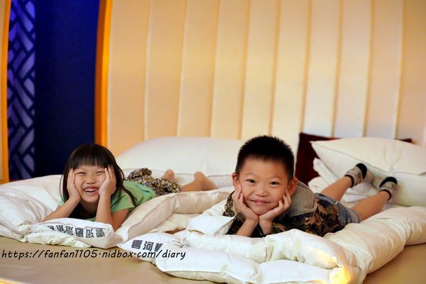 【台中住宿】雲河旗艦概念旅館 #空中花園 #沙坑 #健身房  #switch免費玩 #免費早餐宵夜無限供應 #安心旅遊補助 (10).JPG