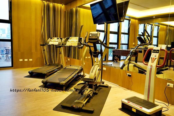 【台中住宿】雲河旗艦概念旅館 #空中花園 #沙坑 #健身房  #switch免費玩 #免費早餐宵夜無限供應 #安心旅遊補助 (18).JPG