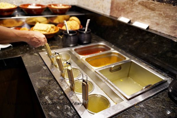 【台中住宿】雲河旗艦概念旅館 #空中花園 #沙坑 #健身房  #switch免費玩 #免費早餐宵夜無限供應 #安心旅遊補助 (34).JPG