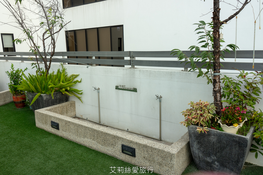 台中住宿》雲河概念旅館 超美空中花園溜小孩搖椅吹風欣賞美景 親子飯店推薦 - 艾莉絲愛旅行