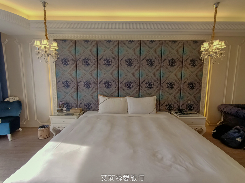 台中住宿》雲河概念旅館 超美空中花園溜小孩搖椅吹風欣賞美景 親子飯店推薦 - 艾莉絲愛旅行