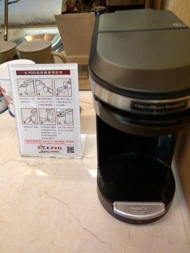 【台中。住宿】逛逢甲最佳地點︱五星級住宿 雲河概念旅館︱提供免費早餐、宵夜、接駁到逢甲的尊爵服務