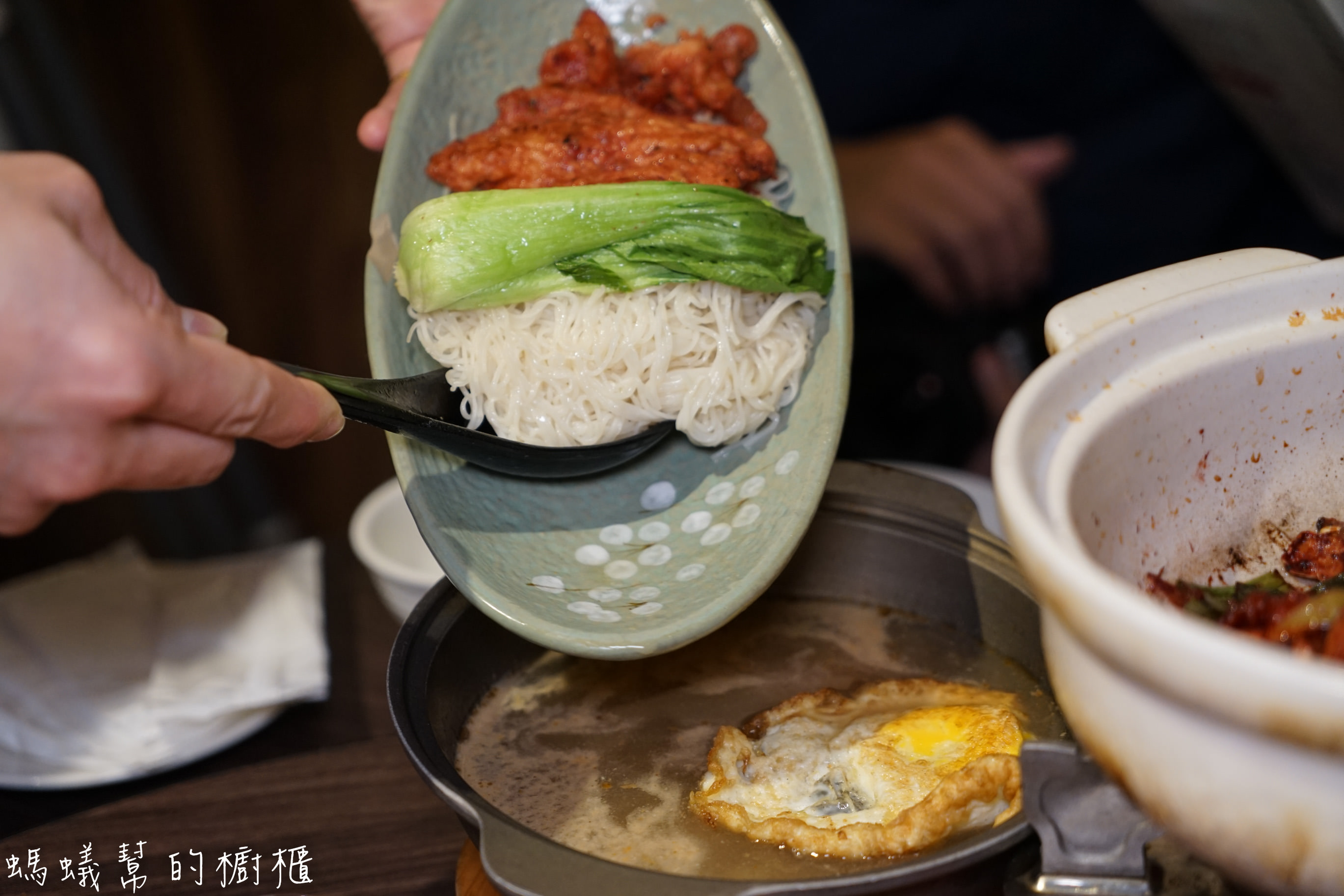 三食六島馬祖特色料理餐廳|台中馬祖美食料理，乾燒酒糟雞、馬祖老酒麵線，令人回味無窮的馬祖特色美食！ - 螞蟻幫的櫥櫃