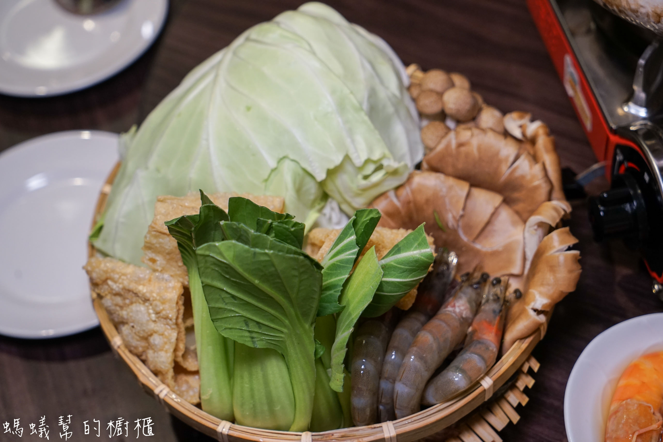 三食六島馬祖特色料理餐廳|台中馬祖美食料理，乾燒酒糟雞、馬祖老酒麵線，令人回味無窮的馬祖特色美食！ - 螞蟻幫的櫥櫃