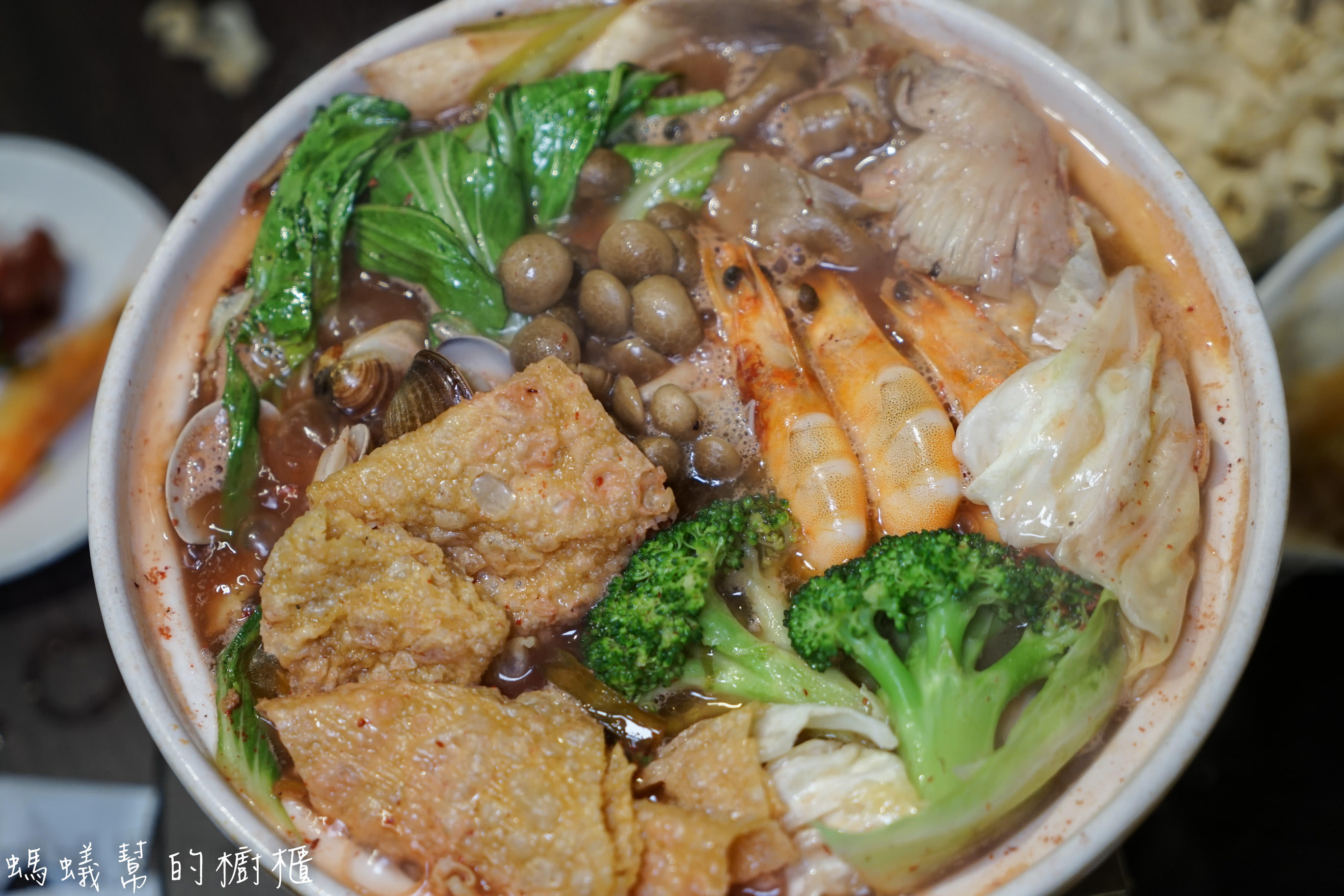 三食六島馬祖特色料理餐廳|台中馬祖美食料理，乾燒酒糟雞、馬祖老酒麵線，令人回味無窮的馬祖特色美食！ - 螞蟻幫的櫥櫃