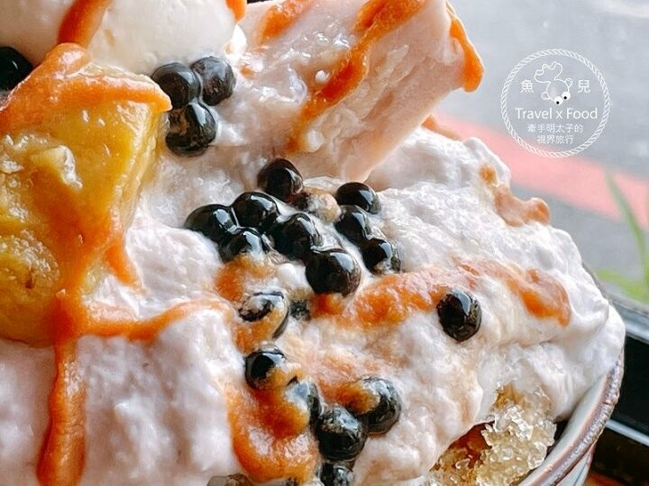 懷舊復古小食堂。冷熱甜品，暖胃飯麵，既賣餐也賣冰，好拍好吃，價格親民～綠町冰室