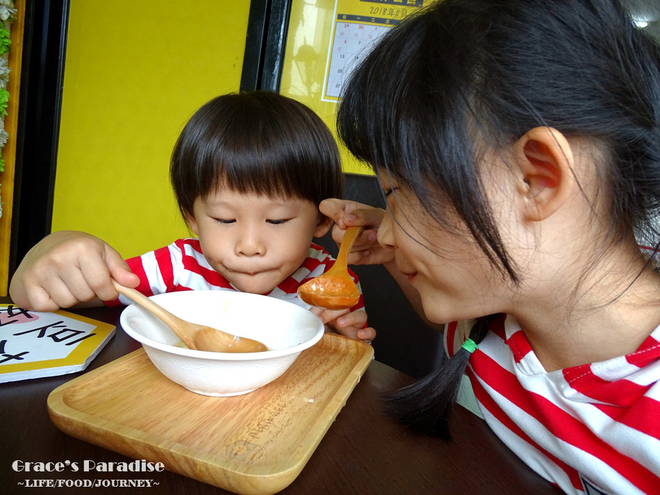 中原大學美食小蜜蜂手工豆花 (31).jpg