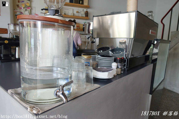 【苗栗。後龍】小鎮轉角聞到咖啡香。Daddy & Mommy Bakery。後龍甜點咖啡店