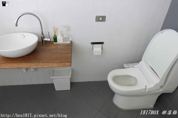 【苗栗。後龍】小鎮轉角聞到咖啡香。Daddy & Mommy Bakery。後龍甜點咖啡店