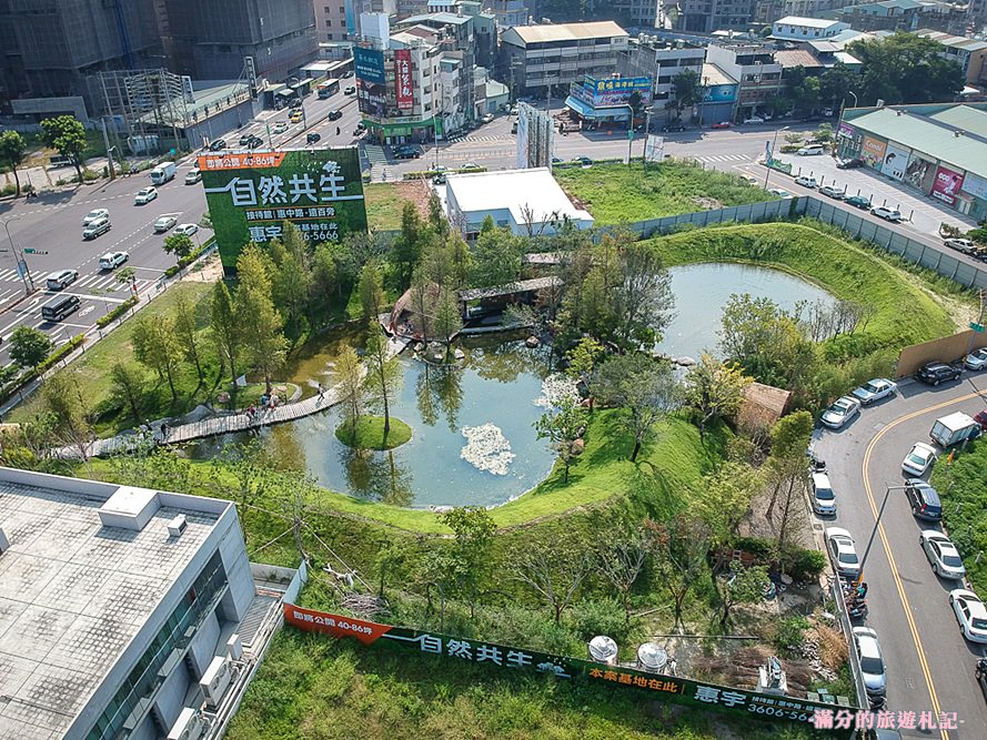 台中南屯景點》2017台中新景點 惠宇一森青景觀庭院 城市裡的落羽松秘境 - 滿分的旅遊札記