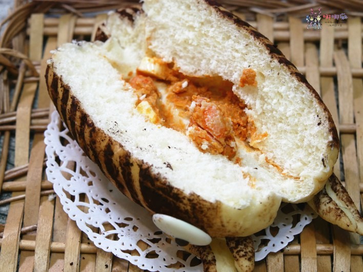 桃園美食,許燕斌,烘焙,林哲樂,考選部,星巴克,POCOPHONE F1,中秋月餅,冠軍麵包,手作月餅