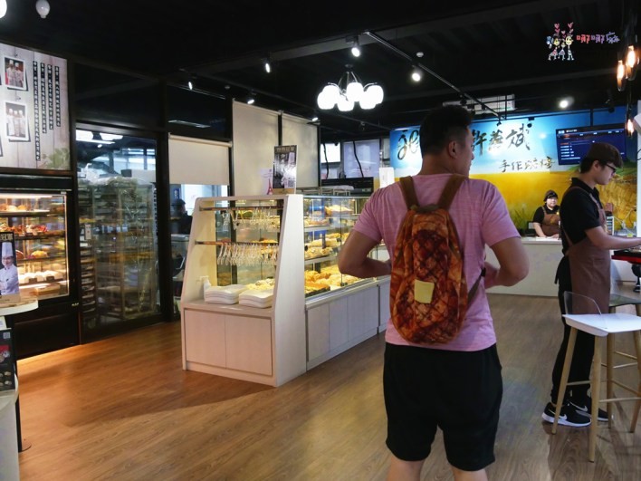 桃園美食,許燕斌,烘焙,林哲樂,考選部,星巴克,POCOPHONE F1,中秋月餅,冠軍麵包,手作月餅