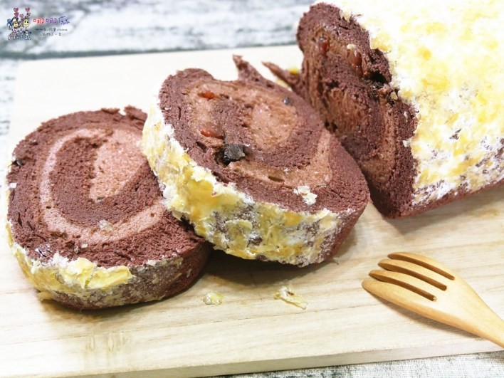 桃園美食,許燕斌,烘焙,林哲樂,考選部,星巴克,POCOPHONE F1,中秋月餅,冠軍麵包,手作月餅