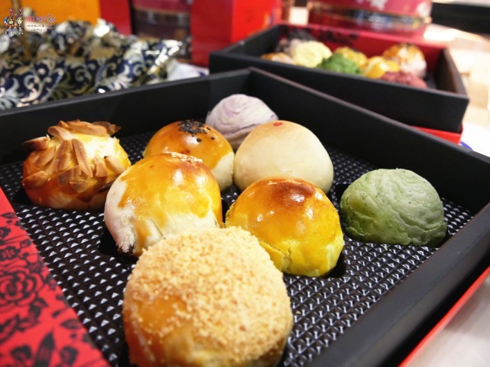 桃園美食,許燕斌,烘焙,林哲樂,考選部,星巴克,POCOPHONE F1,中秋月餅,冠軍麵包,手作月餅