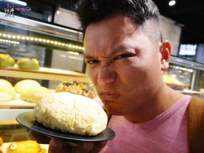 桃園美食,許燕斌,烘焙,林哲樂,考選部,星巴克,POCOPHONE F1,中秋月餅,冠軍麵包,手作月餅