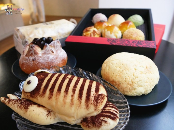 桃園美食,許燕斌,烘焙,林哲樂,考選部,星巴克,POCOPHONE F1,中秋月餅,冠軍麵包,手作月餅